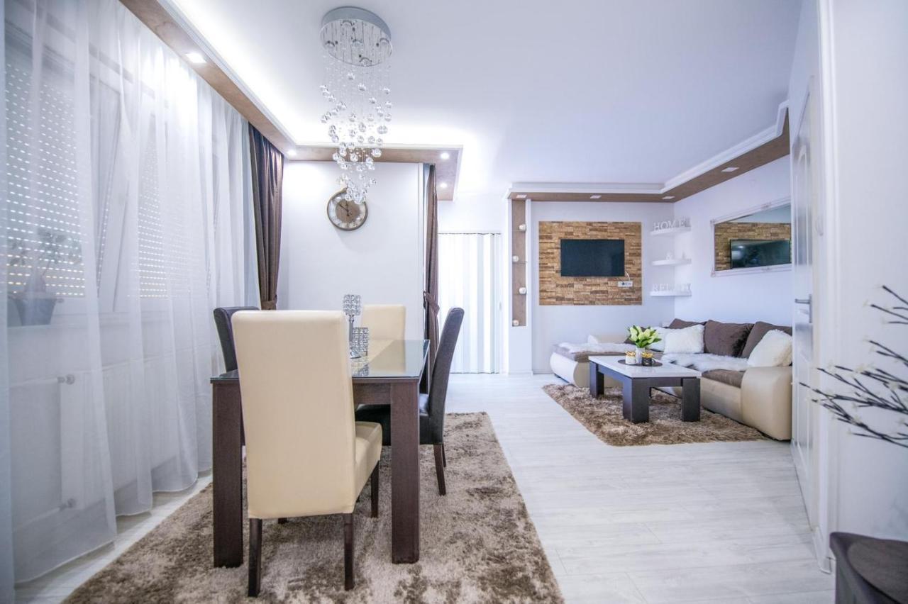 Apartman Nina II Sremska Mitrovica Exterior photo